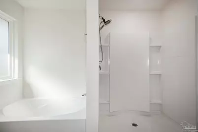 9490 Lutoo Ln, Pensacola, FL 32526 - Photo 33