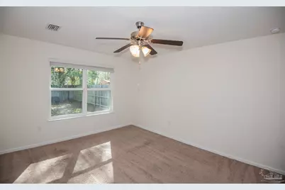 9490 Lutoo Ln, Pensacola, FL 32526 - Photo 23