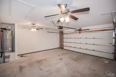 9490 Lutoo Ln, Pensacola, FL 32526 - Photo 7