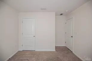 9490 Lutoo Ln, Pensacola, FL 32526 - Photo 13