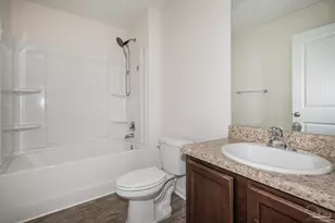 9490 Lutoo Ln, Pensacola, FL 32526 - Photo 11