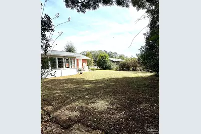 419 N 72nd Ave, Pensacola, FL 32506 - Photo 3