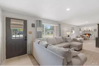 2110 Elaine Cir, Pensacola, FL 32504 - Photo 9