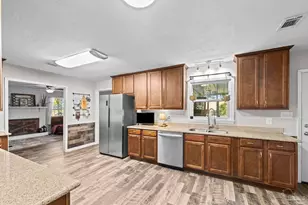 3601 Swan Ln, Pensacola, FL 32504 - Photo 19