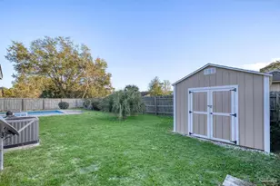 3601 Swan Ln, Pensacola, FL 32504 - Photo 47