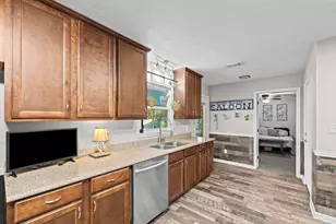 3601 Swan Ln, Pensacola, FL 32504 - Photo 25