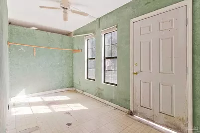 2763 Villa Woods Cir, Gulf Breeze, FL 32563 - Photo 13