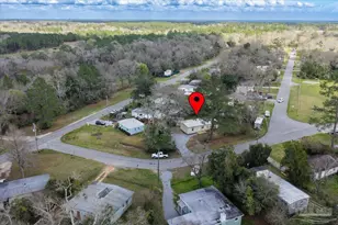 448 Lakeview Ave, Cantonment, FL 32533 - Photo 15