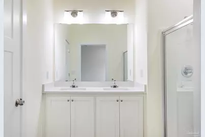 1913 W Chase St, Pensacola, FL 32502 - Photo 25