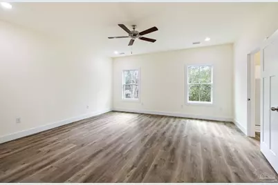 1915 W Chase St, Pensacola, FL 32502 - Photo 21