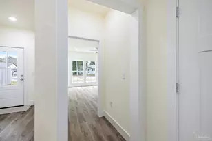 1915 W Chase St, Pensacola, FL 32502 - Photo 5