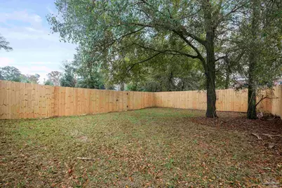 1915 W Chase St, Pensacola, FL 32502 - Photo 37