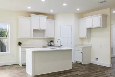 1915 W Chase St, Pensacola, FL 32502 - Photo 11