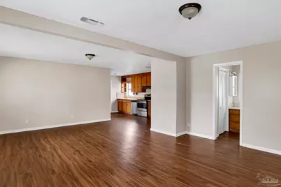 2802 W Gonzalez St, Pensacola, FL 32505 - Photo 13
