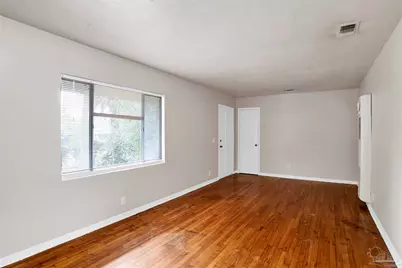 2802 W Gonzalez St, Pensacola, FL 32505 - Photo 3