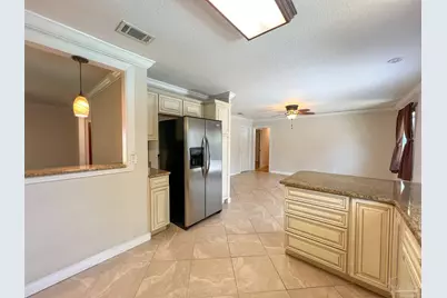 11 Gunn Cir, Pensacola, FL 32506 - Photo 9