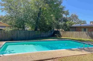 11 Gunn Cir, Pensacola, FL 32506 - Photo 3