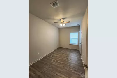 106 S G St, Pensacola, FL 32502 - Photo 13