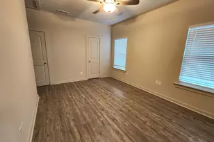 106 S G St, Pensacola, FL 32502 - Photo 17
