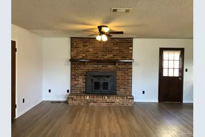 2015 Frontera St, Navarre, FL 32566 - Photo 5