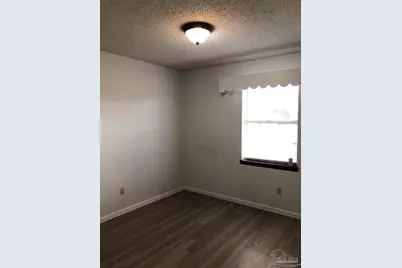 2015 Frontera St, Navarre, FL 32566 - Photo 17