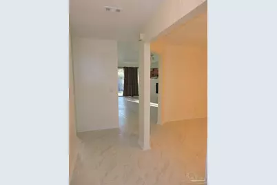 1913 Gulf Bay Ln, Pensacola, FL 32506 - Photo 3