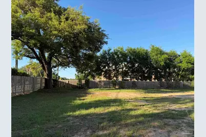 581 Chipley Ave, Pensacola, FL 32503 - Photo 25