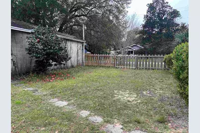 1701 E Bobe St, Pensacola, FL 32503 - Photo 21