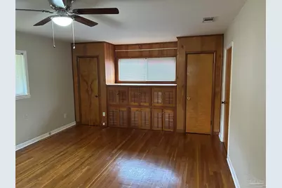 1701 E Bobe St, Pensacola, FL 32503 - Photo 11