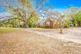 1701 E Bobe St, Pensacola, FL 32503 - Photo 3