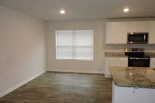 3902 James Stovall St, Pensacola, FL 32526 - Photo 7