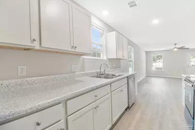 6044 Champion Oaks Dr, Pensacola, FL 32526 - Photo 11