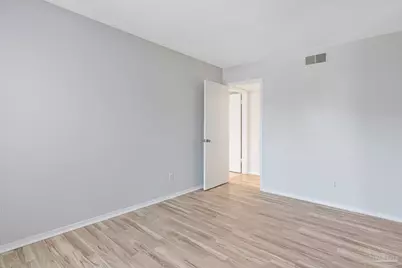 2303 W Michigan Ave #B1, Pensacola, FL 32526 - Photo 13