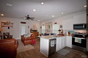 1541 Farragut Way, Pensacola, FL 32534 - Photo 11