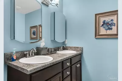 319 N Reus St, Pensacola, FL 32501 - Photo 23