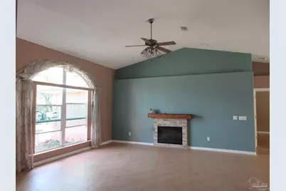 5717 Loring Dr, Milton, FL 32583 - Photo 5