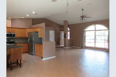 5717 Loring Dr, Milton, FL 32583 - Photo 9