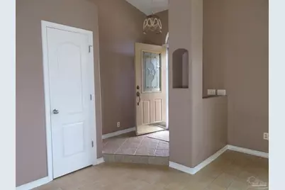 5717 Loring Dr, Milton, FL 32583 - Photo 3