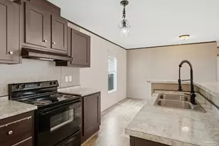 2600 W Michigan Ave, Pensacola, FL 32526 - Photo 9