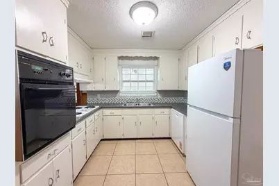 7 N 77th Ave, Pensacola, FL 32506 - Photo 9