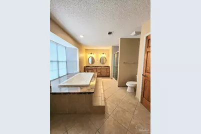 9001 Woodrun Rd, Pensacola, FL 32514 - Photo 15