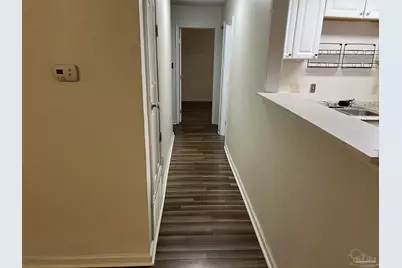 7870 Castlegate Dr, Pensacola, FL 32534 - Photo 9