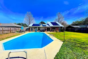 3585 Riddick Dr, Pensacola, FL 32504 - Photo 1