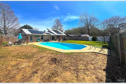 3585 Riddick Dr, Pensacola, FL 32504 - Photo 19