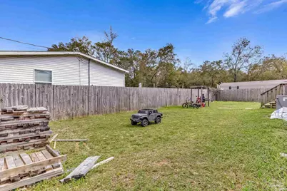 5144 Pauline St, Milton, FL 32583 - Photo 11