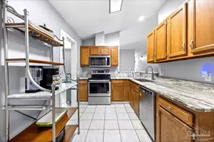 2712 Summertree Ln, Gulf Breeze, FL 32563 - Photo 15