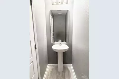 5720 Blackhorse Cir, Pensacola, FL 32526 - Photo 9