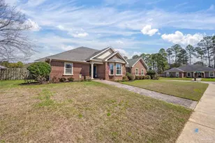 3712 Laverne Dr, Pace, FL 32571 - Photo 3