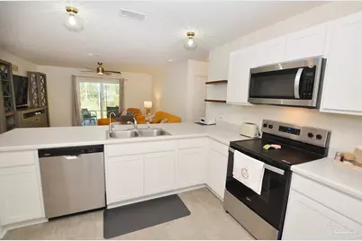 6618 Angle Rd, Navarre, FL 32566 - Photo 9