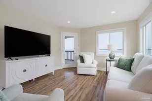 7453 Sunset Harbor Dr, Navarre Beach, FL 32566 - Photo 3